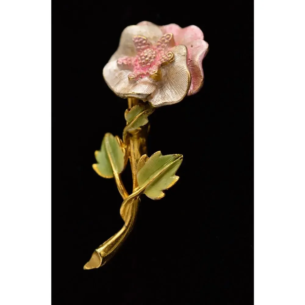 Vintage Flower Pin Brooch Brushed Gold Pastel Blush Pink Enamel Rose 1980s 9B